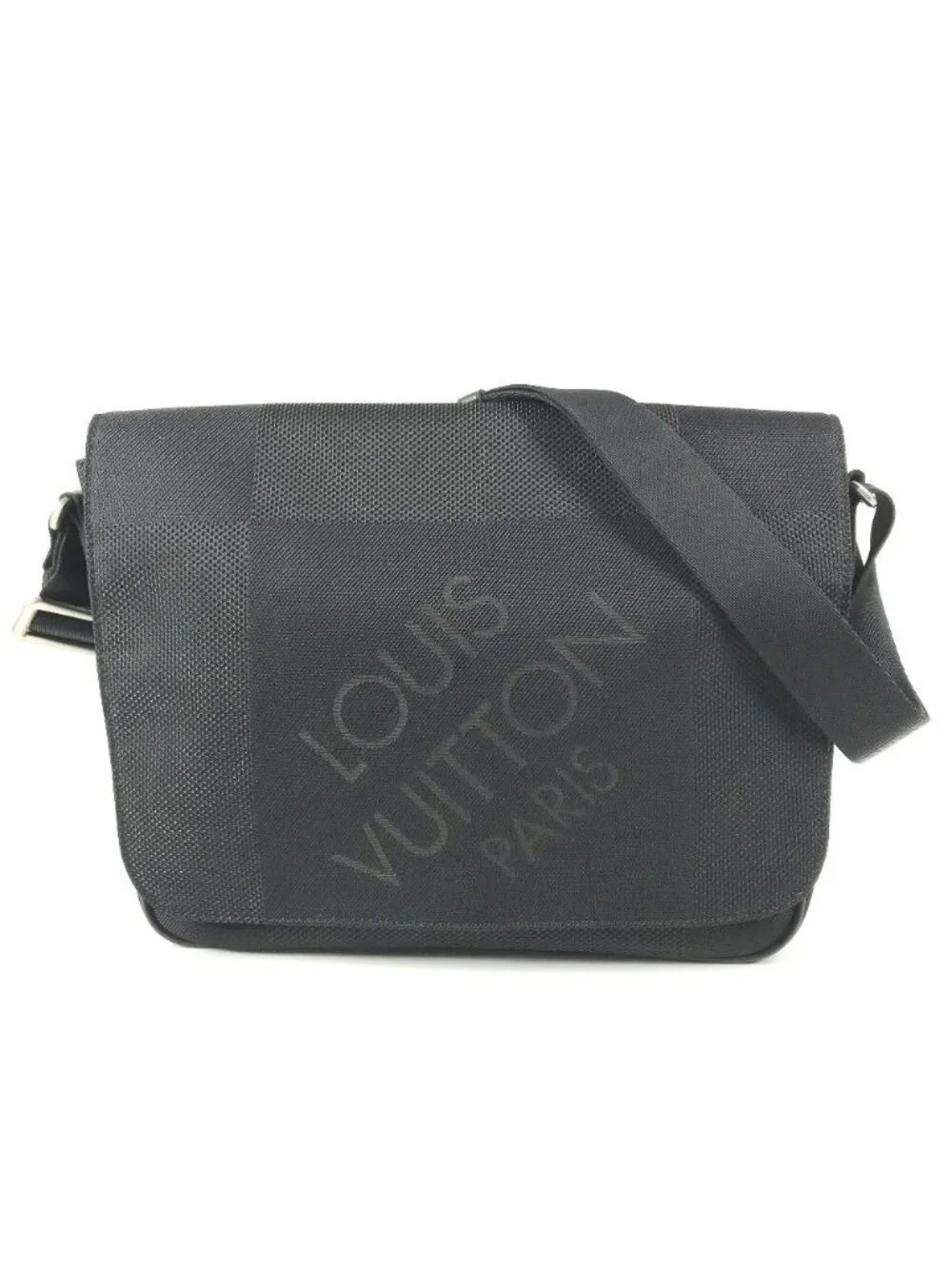 Louis Vuitton Shoulder Bag Petit Messager Damier Geant Canvas Black